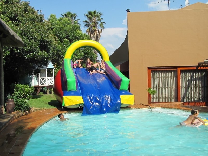 Super Poolside pool slide inflatable jumping castle