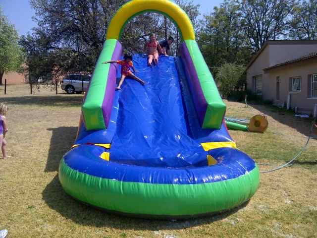 Waterslide with pond inflatable